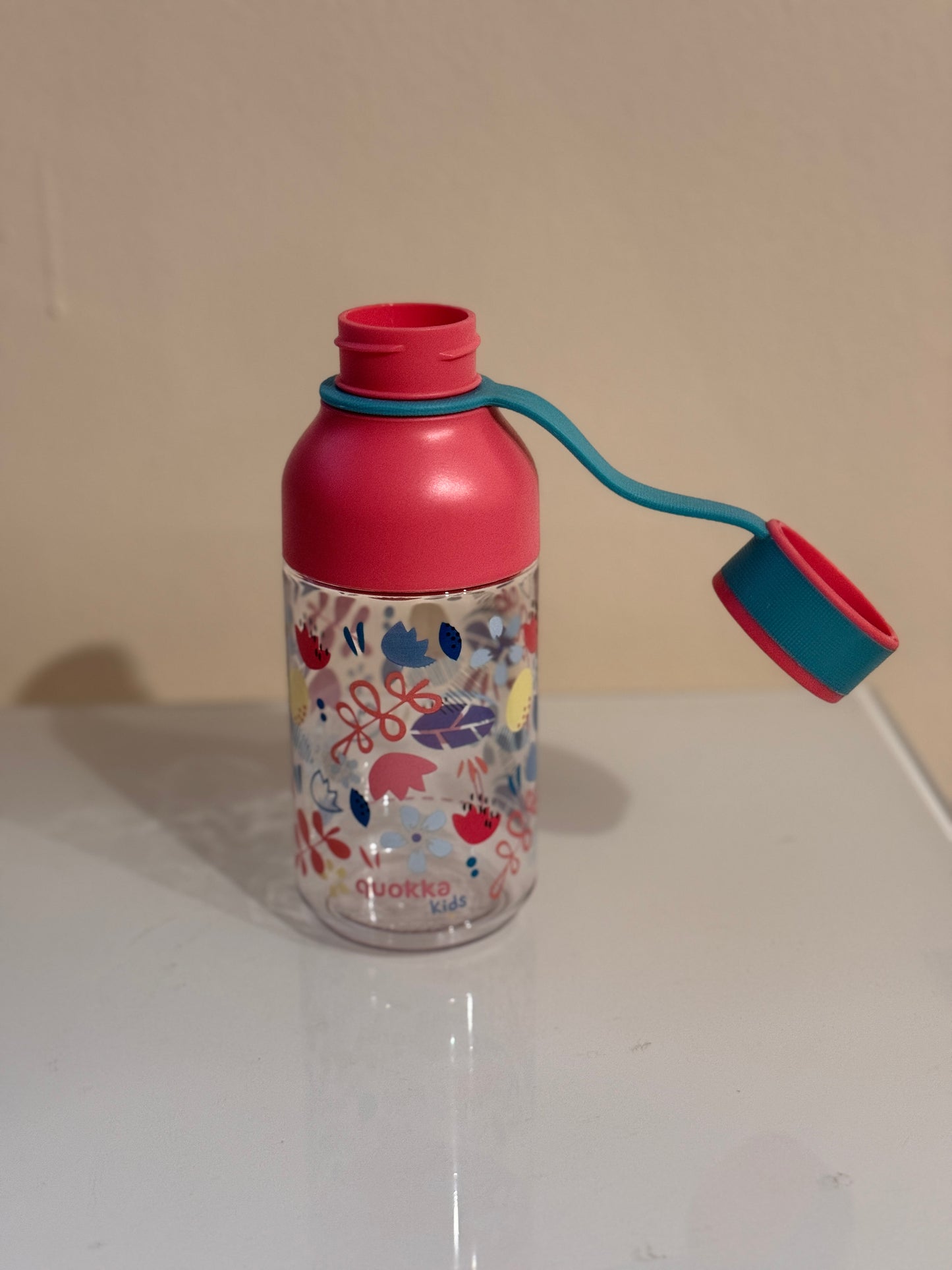 Botella Infantil de Plástico Tritan 430ml – Diseño Flores 🌸 | StyleHomeShop