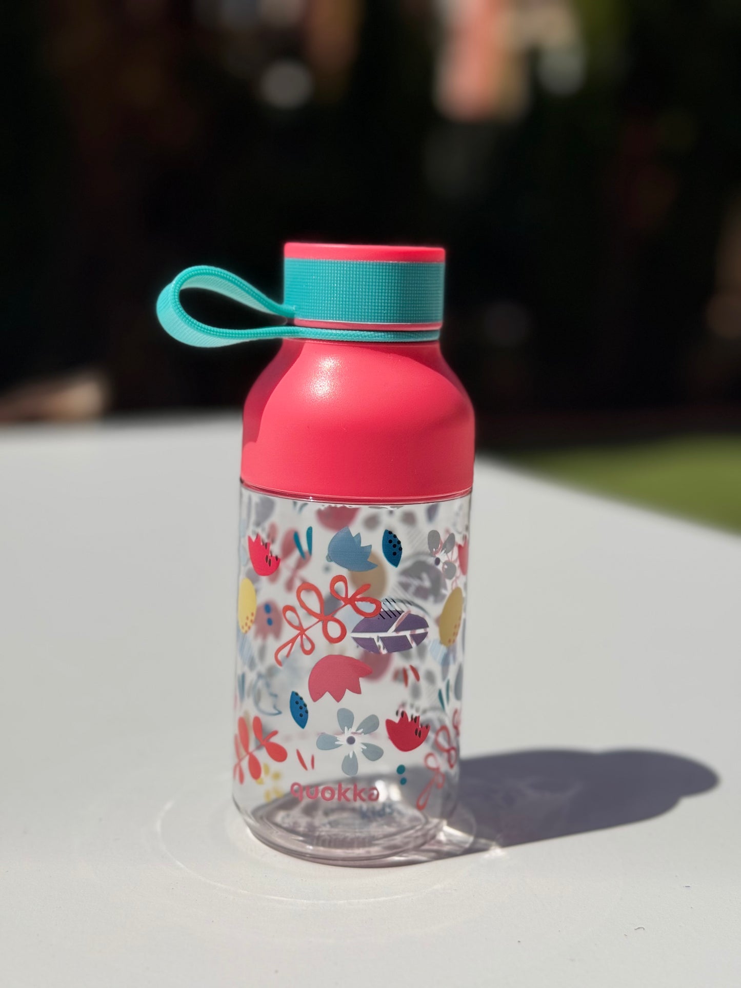 Botella Infantil de Plástico Tritan 430ml – Diseño Flores 🌸 | StyleHomeShop