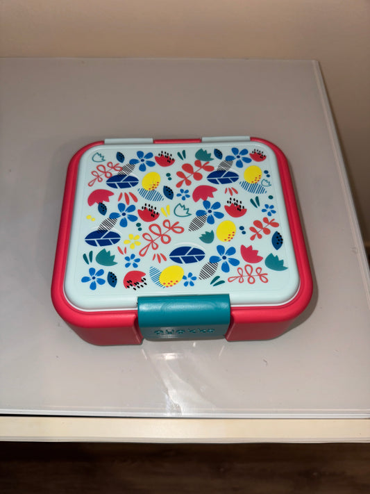 Snack Box Infantil con Compartimentos – Diseño Flores 🌸 | StyleHomeShop