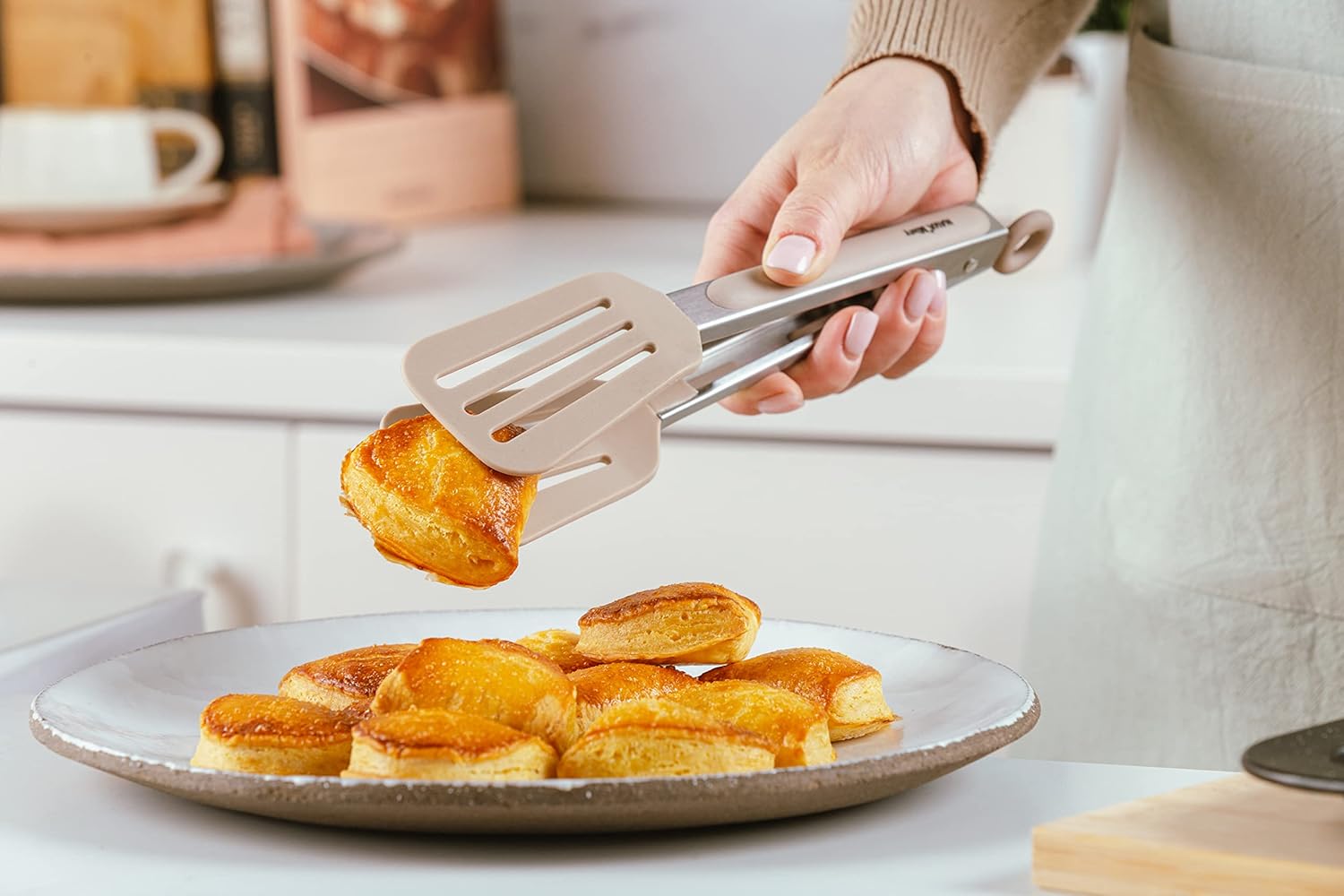 NAVA Pinzas de cocina prémium de silicona Misty para servir platos de 26 cm - Stylehomeshoppinza cocinanavaStylehomeshopB092R8R498B092R8R498NAVA Pinzas de cocina prémium de silicona Misty para servir platos de 26 cm